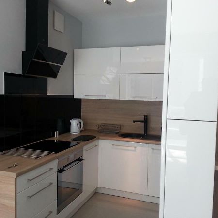 Strict Center Towarowa Apartamento Poznań Exterior foto
