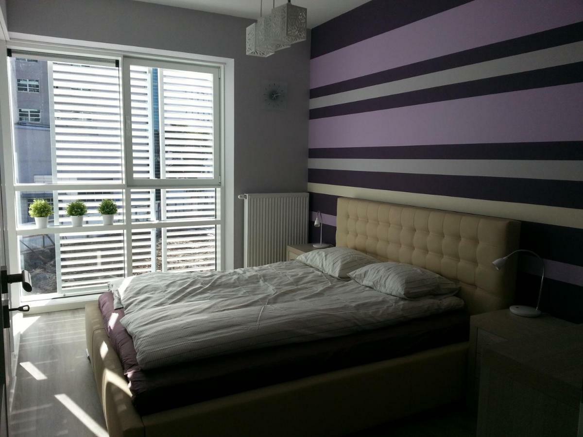 Strict Center Towarowa Apartamento Poznań Exterior foto