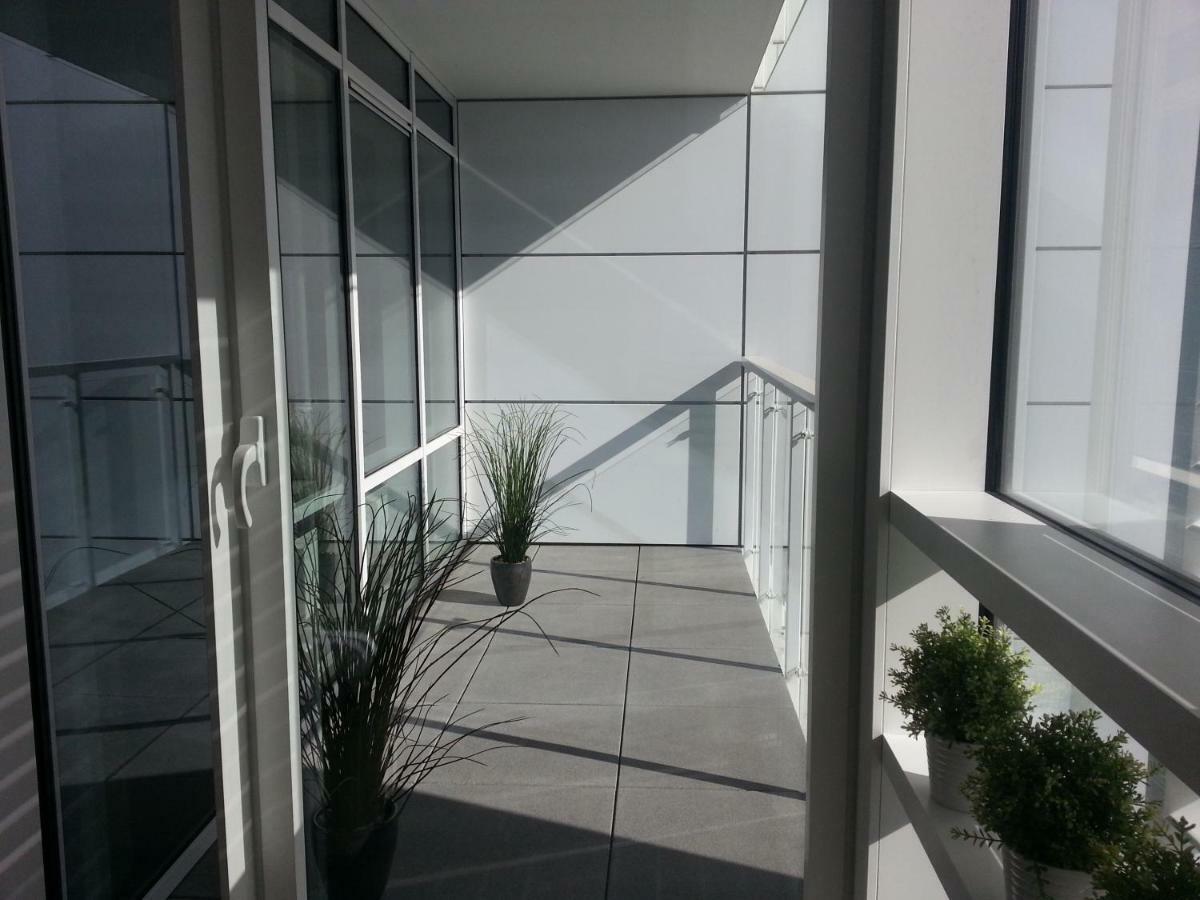 Strict Center Towarowa Apartamento Poznań Exterior foto