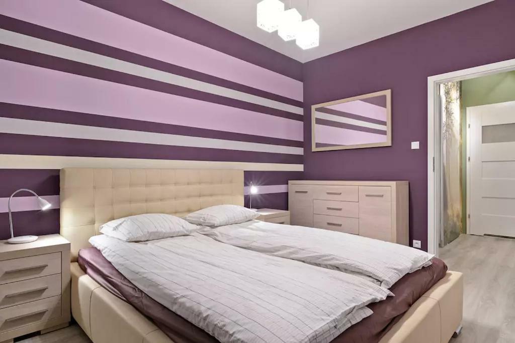 Strict Center Towarowa Apartamento Poznań Exterior foto